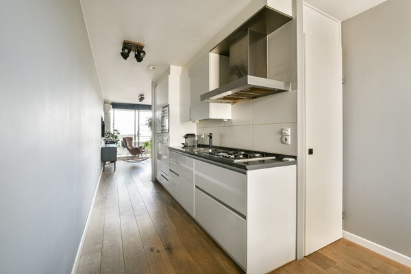 Medium property photo - Belgiëplein 8, 1066 SC Amsterdam